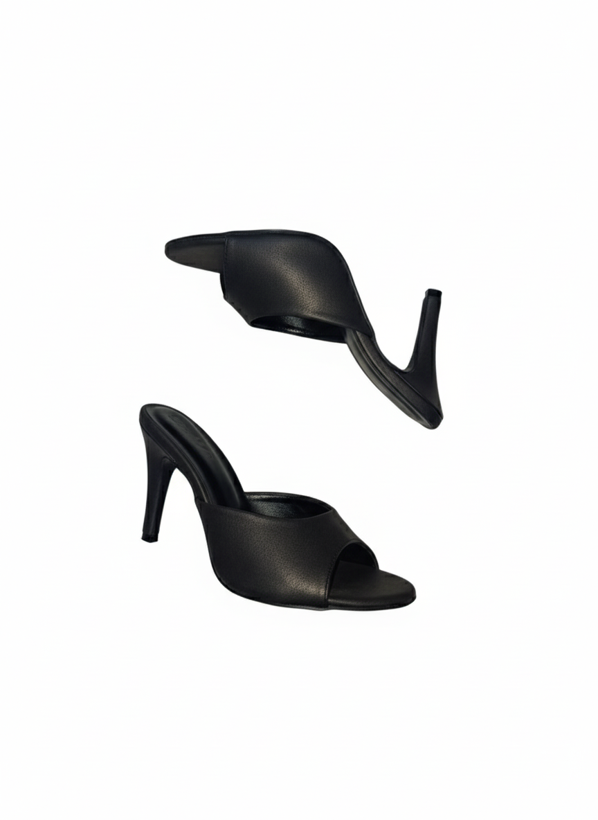 Velora Black mules