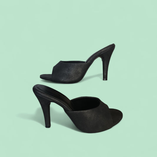 Velora Black mules